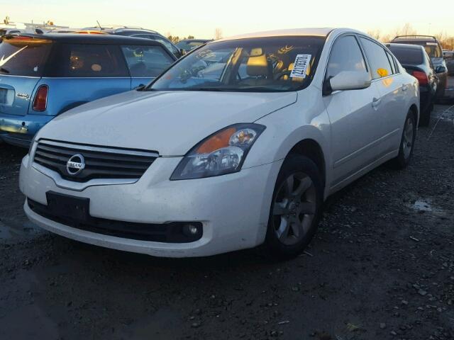 1N4AL21E38C271667 - 2008 NISSAN ALTIMA 2.5 WHITE photo 2