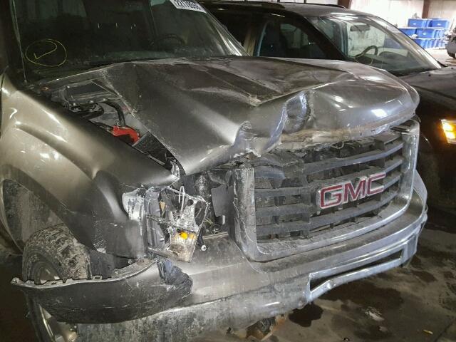 1GTHK59K49E102934 - 2009 GMC SIERRA K25 GRAY photo 9