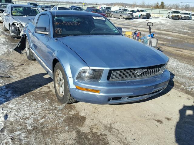 1ZVFT80N155232237 - 2005 FORD MUSTANG BLUE photo 1