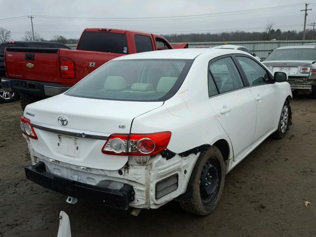 5YFBU4EE8DP096982 - 2013 TOYOTA COROLLA BA WHITE photo 4