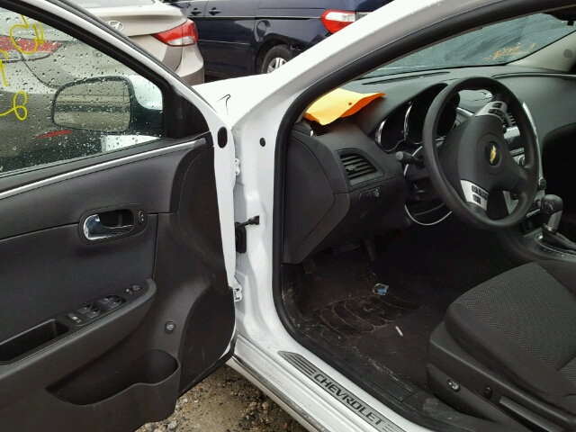 1G1ZC5EU0CF264787 - 2012 CHEVROLET MALIBU 1LT 白色 照片 9