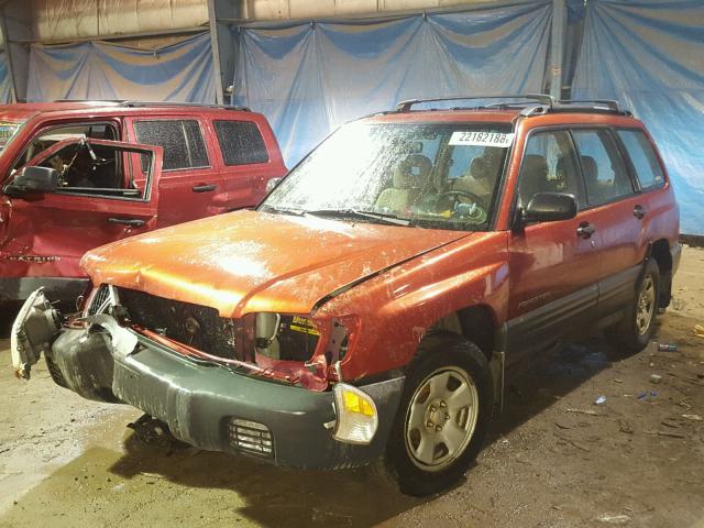 JF1SF63582H717693 - 2002 SUBARU FORESTER L RED photo 2