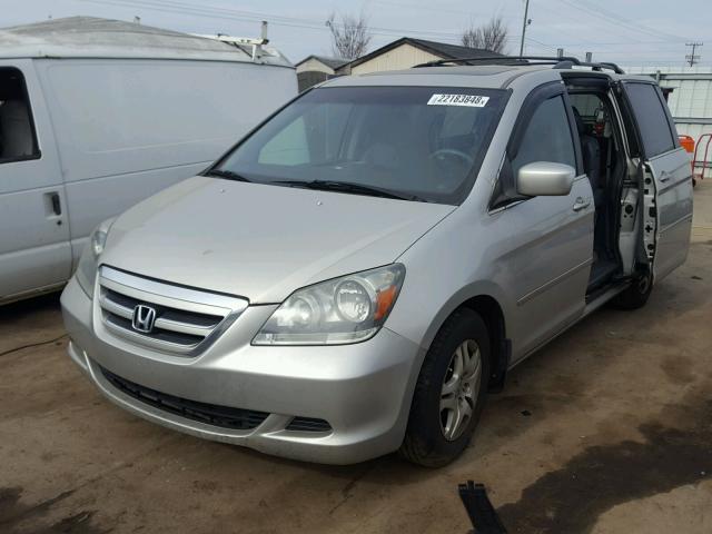 5FNRL38725B098524 - 2005 HONDA ODYSSEY EX SILVER photo 2