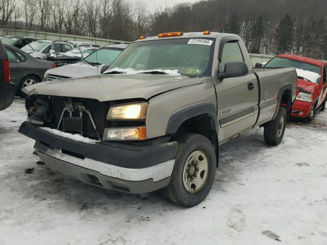 1GCHK24U43E324033 - 2003 CHEVROLET SILVERADO GRAY photo 2