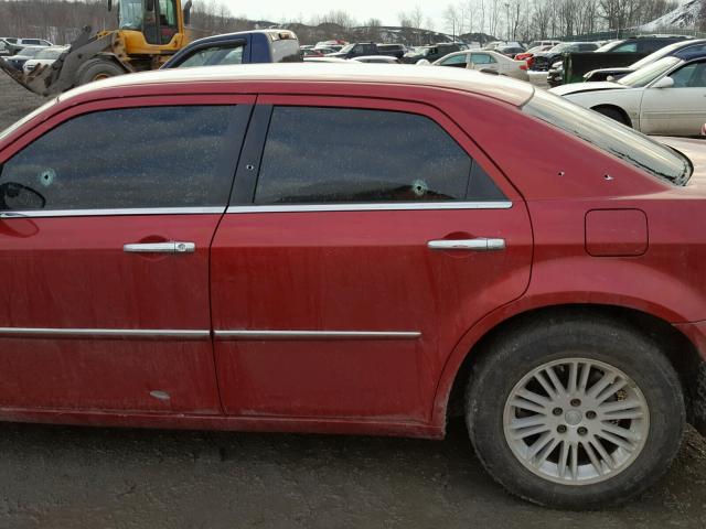 2C3CA5CV7AH306922 - 2010 CHRYSLER 300 TOURIN RED photo 9