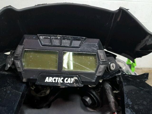 4UF17SNW7HT110393 - 2017 ARCTIC CAT ZR GREEN photo 7