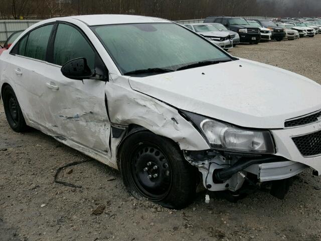 1G1PA5SH7F7115974 - 2015 CHEVROLET CRUZE LS WHITE photo 9