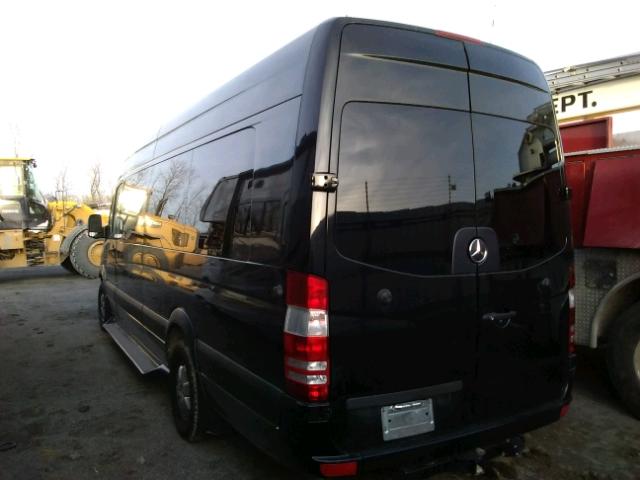 WD3PE8CC6C5705178 - 2012 MERCEDES-BENZ SPRINTER 2 BLACK photo 3