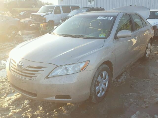 4T1BK46K07U556231 - 2007 TOYOTA CAMRY NEW GOLD photo 2