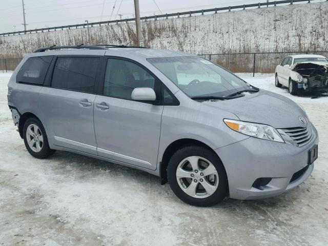 5TDKZ3DCXHS833057 - 2017 TOYOTA SIENNA LE SILVER photo 1