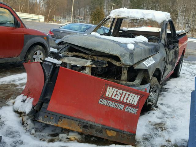 3D7LT2ET4BG565746 - 2011 DODGE RAM 2500 RED photo 2