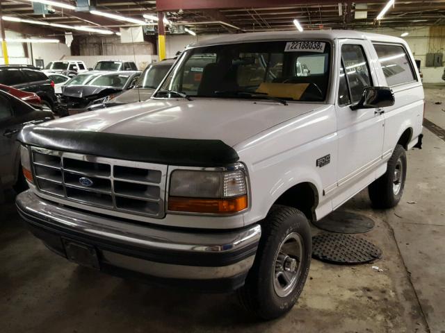 1FMEU15H7PLA97846 - 1993 FORD BRONCO U10 WHITE photo 2