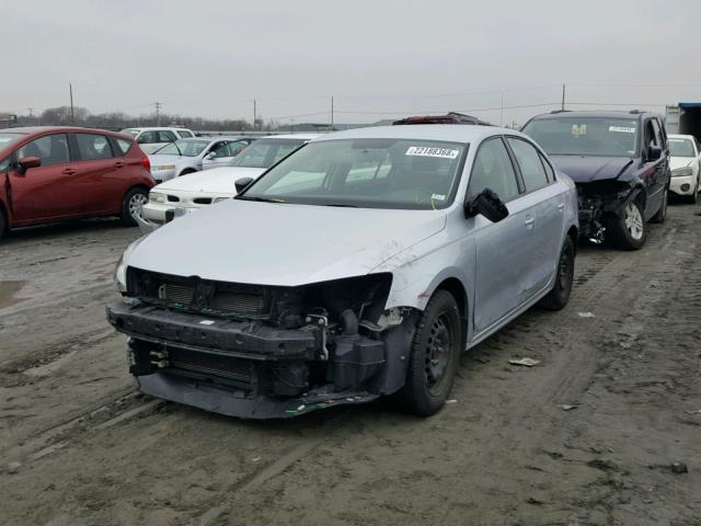 3VW1K7AJ7FM306906 - 2015 VOLKSWAGEN JETTA BASE 银色 照片 2