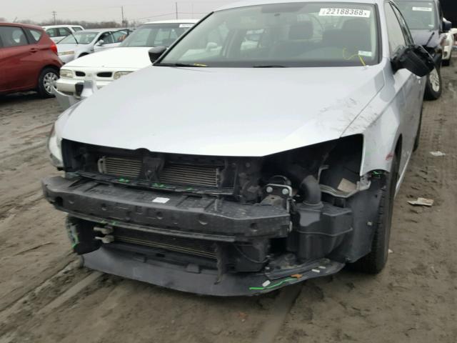 3VW1K7AJ7FM306906 - 2015 VOLKSWAGEN JETTA BASE 银色 照片 9