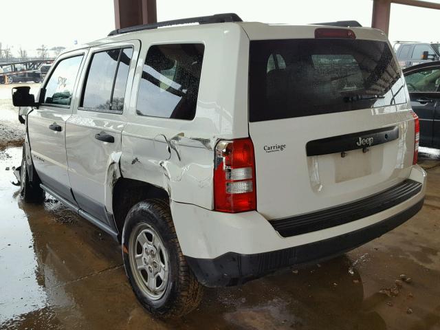 1J4NT1GA2BD203477 - 2011 JEEP PATRIOT SP WHITE photo 3