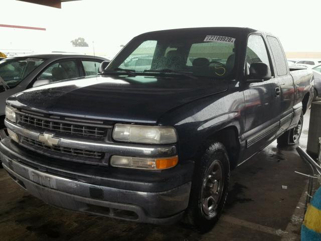 2GCEC19V611401348 - 2001 CHEVROLET SILVERADO BLUE photo 2