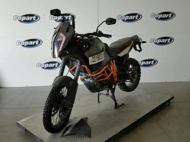 VBKV59404HM958826 - 2017 KTM 1290 SUPER BLACK photo 2