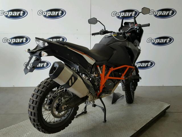 VBKV59404HM958826 - 2017 KTM 1290 SUPER BLACK photo 4