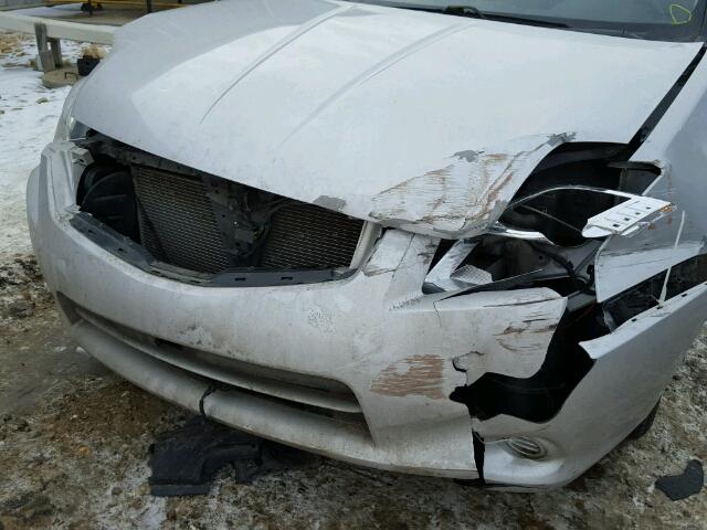 3N1AB6AP0AL713534 - 2010 NISSAN SENTRA 2.0 SILVER photo 9