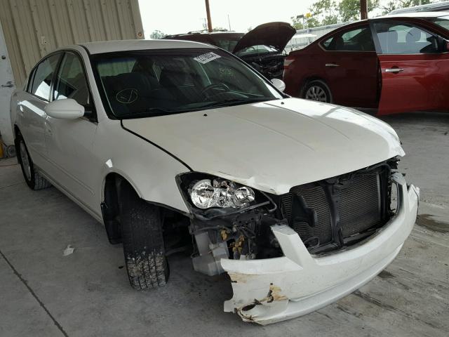 1N4AL11D75C350692 - 2005 NISSAN ALTIMA S WHITE photo 1