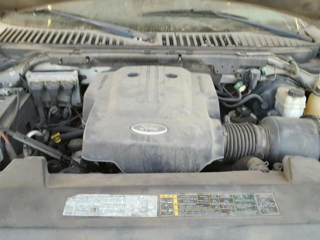 1FMRU15W13LB73636 - 2003 FORD EXPEDITION SILVER photo 7