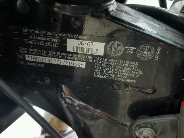 1HD1FC4177Y721935 - 2007 HARLEY-DAVIDSON FLHTCUI Қара фото 10