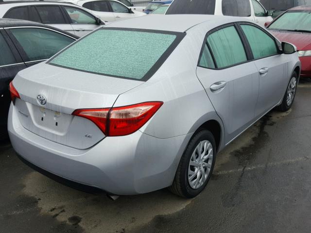 5YFBURHE9HP571246 - 2017 TOYOTA COROLLA L SILVER photo 4