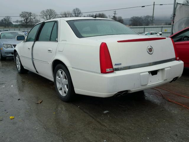 1G6KD57YX6U107079 - 2006 CADILLAC DTS WHITE photo 3