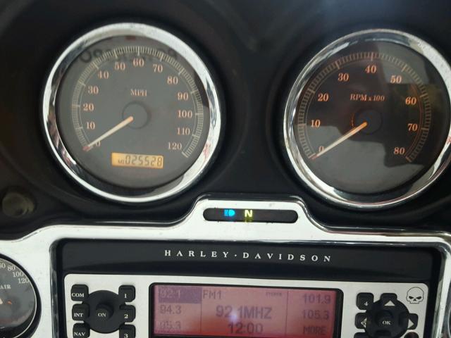 1HD1FCW126Y615145 - 2006 HARLEY-DAVIDSON FLHTCUI Қара фото 10