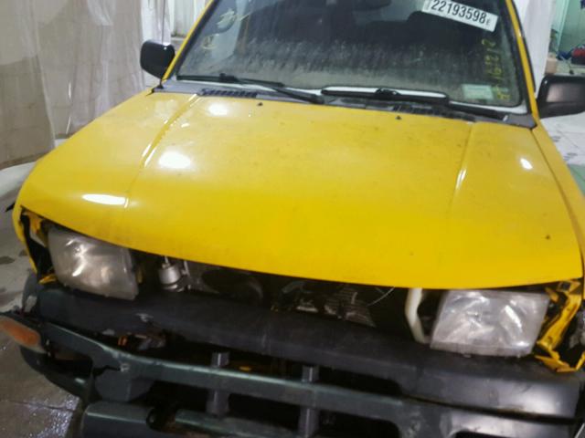 5N1ED28Y11C543448 - 2001 NISSAN XTERRA XE YELLOW photo 7