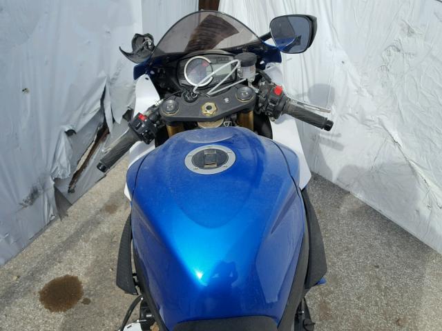 JS1GR7MA5E2100830 - 2014 SUZUKI GSX-R750 BLUE photo 5