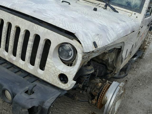 1J4BA3H15AL217218 - 2010 JEEP WRANGLER U WHITE photo 9