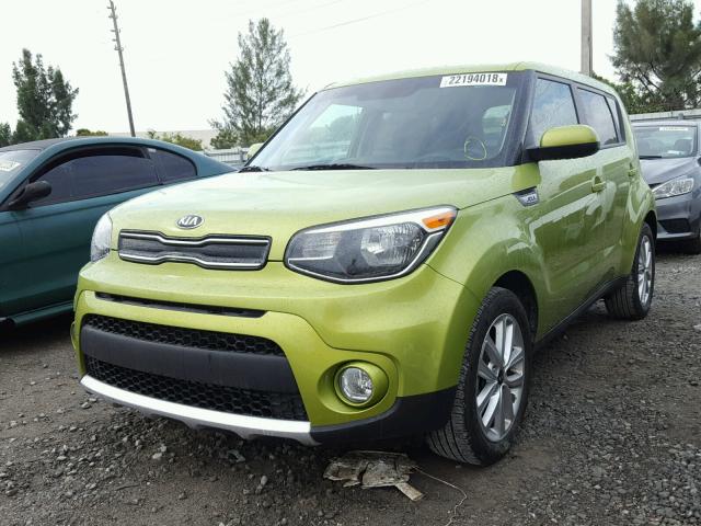 KNDJP3A53H7878827 - 2017 KIA SOUL + GREEN photo 2