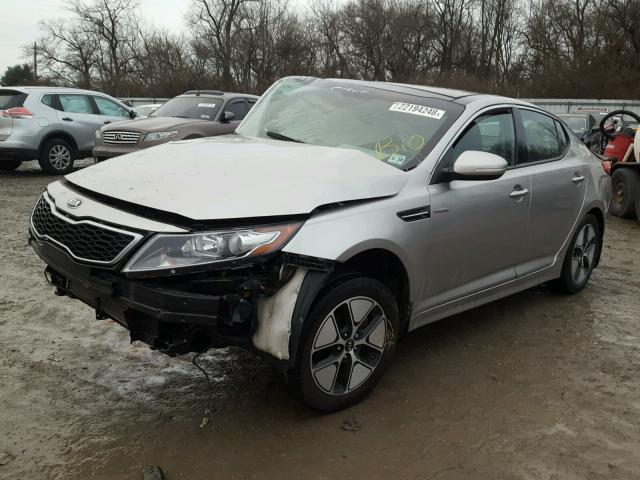 KNAGM4AD9D5051529 - 2013 KIA OPTIMA HYB SILVER photo 2