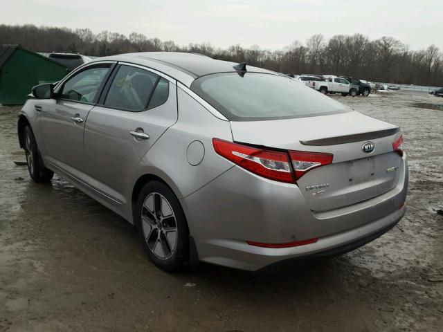 KNAGM4AD9D5051529 - 2013 KIA OPTIMA HYB SILVER photo 3