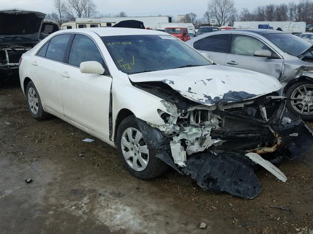 4T1BF3EK5BU741075 - 2011 TOYOTA CAMRY BASE WHITE photo 1