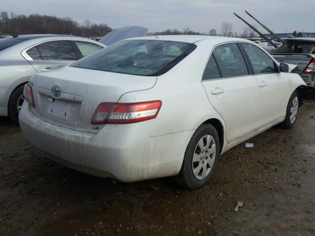 4T1BF3EK5BU741075 - 2011 TOYOTA CAMRY BASE WHITE photo 4