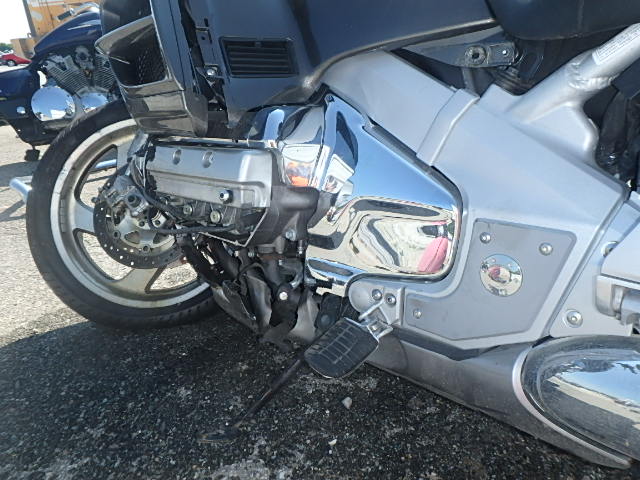 1HFSC47GXAA900013 - 2010 HONDA GL1800 GRAY photo 10