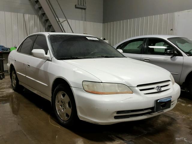 1HGCG16542A024561 - 2002 HONDA ACCORD EX WHITE photo 1