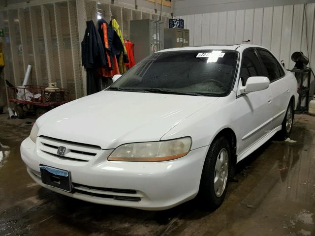 1HGCG16542A024561 - 2002 HONDA ACCORD EX WHITE photo 2