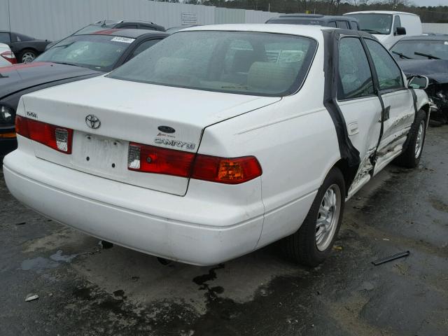 4T1BG22K31U830380 - 2001 TOYOTA CAMRY CE WHITE photo 4