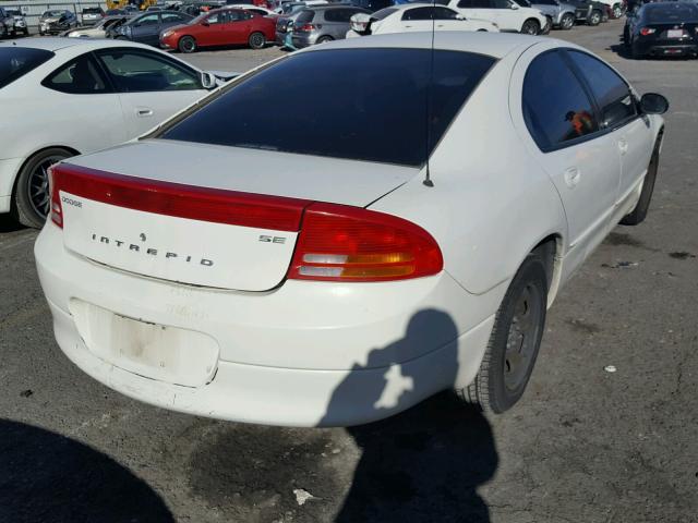 2B3HD46RX2H238359 - 2002 DODGE INTREPID S WHITE photo 4