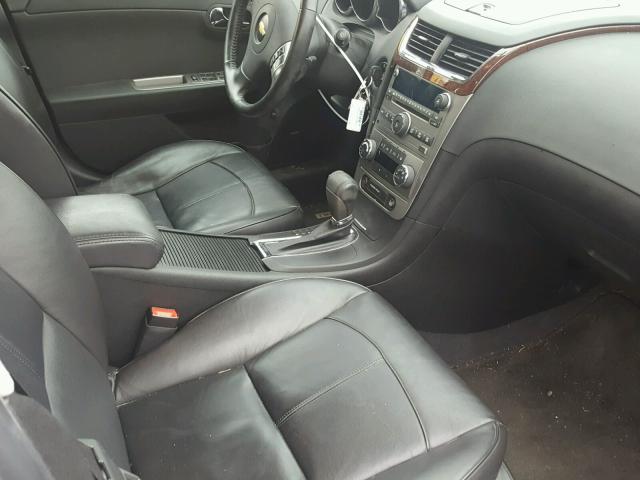 1G1ZE5EB3AF203939 - 2010 CHEVROLET MALIBU LTZ 银色 照片 5