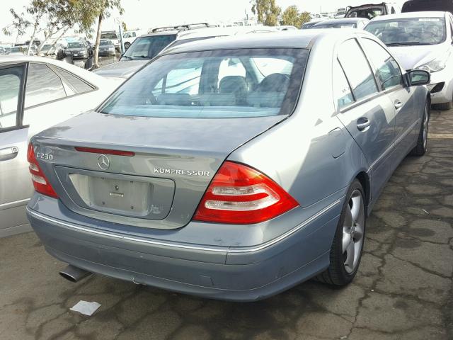 WDBRF40J54A626406 - 2004 MERCEDES-BENZ C 230K SPO GREEN photo 4