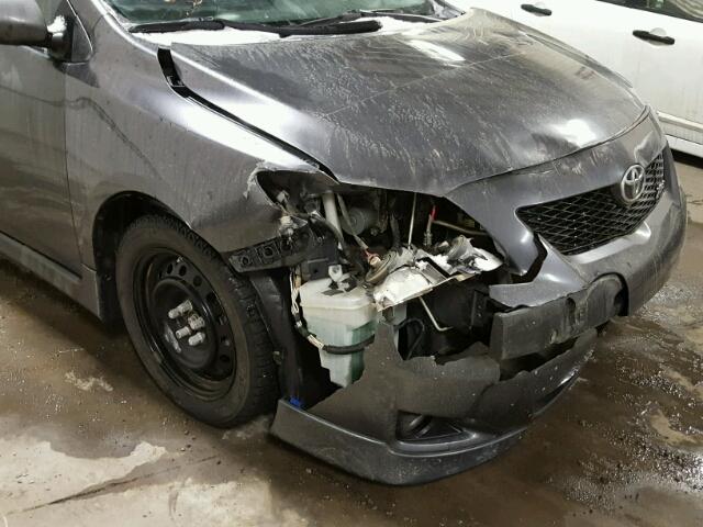 2T1BE40E89C011165 - 2009 TOYOTA COROLLA XR 灰色 照片 9