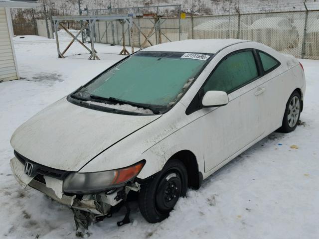 2HGFG12648H567611 - 2008 HONDA CIVIC LX WHITE photo 2