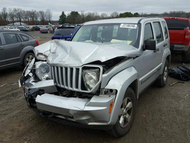 1J4PP2GK2BW569813 - 2011 JEEP LIBERTY SP SILVER photo 2