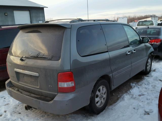 KNDUP131X56643760 - 2005 KIA SEDONA EX GRAY photo 4