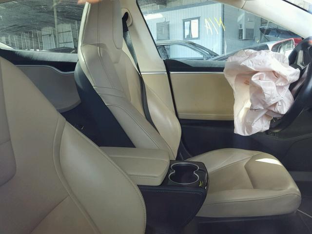 5YJSA1E18GF124462 - 2016 TESLA MODEL S RED photo 5