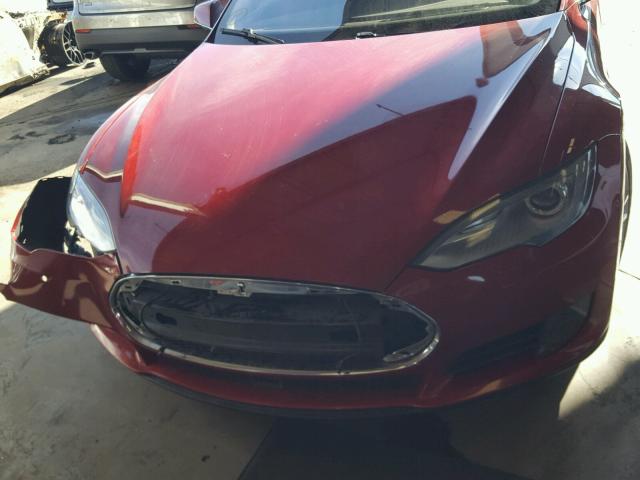 5YJSA1E18GF124462 - 2016 TESLA MODEL S RED photo 7